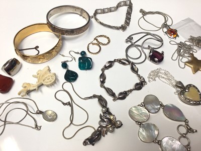 Lot 323 - Vintage silver bangle with engraved decoration, together with silver gate bracelet and other silver and costume jewellery