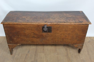 Lot 1419 - Small 18th century elm five plank coffer with internal candle box.