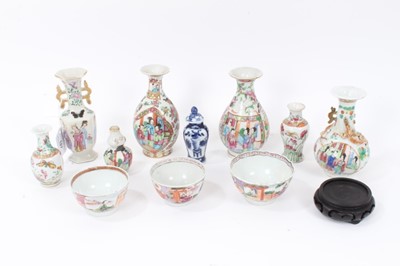 Lot 187 - Group of 18th and 19th century Chinese porcelain, including three tea bowls and eight miniature vases