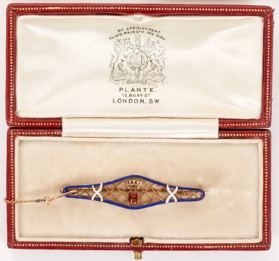 Lot 174 - H.R.H.Prince Henry Duke of Gloucester, fine 1920s 9ct gold and enamel Royal presentation brooch with central crowned H cipher on gold lattice work ground within enamel border, pin backing and gold...