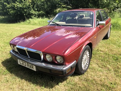 Lot 11 - 1993 Jaguar XJ12 saloon Reg. No. L213 RAR