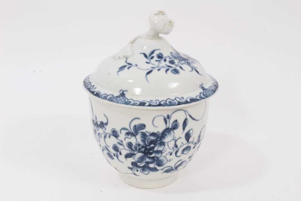 Lot 27 - Worcester blue and white sucrier and cover, circa 1765, decorated in the Mansfield pattern, crescent mark to base, 13cm high