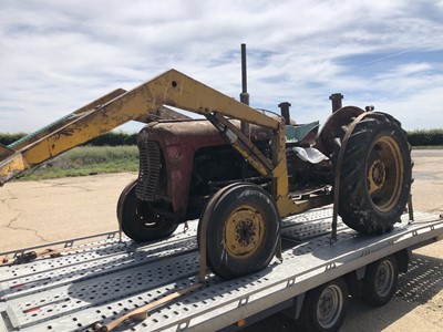 Lot 18 - 1962 Massey Ferguson FE35 Tractor with front loader, Serial No. SNM 269924, further details to be added. Sold by Direction of the Executors (Subject to 12% buyers premium inclusive of VAT)