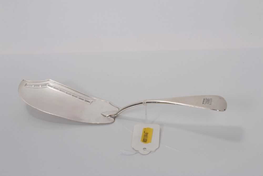 Lot 6 - George III silver Old English pattern fish slice with engraved armorial and pierced decoration, (London 1805), maker IS, 30cm long, (4.1oz)