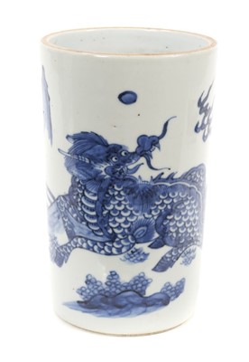 Lot 191 - Chinese blue and white brush pot