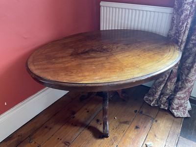 Lot 1343 - Victorian walnut oval loo table.
