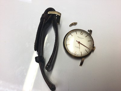 Lot 25 - 9ct gold cased Bravingtons Renown wristwatch with brown leather strap