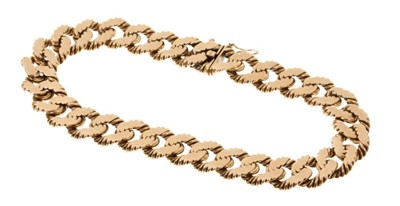 Lot 440 - Heavy Italian 18ct yellow gold bracelet