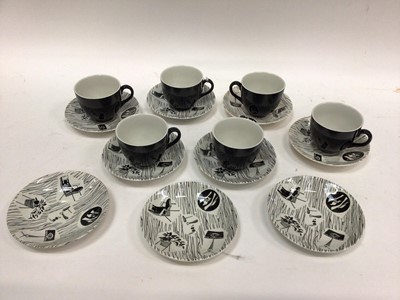 Lot 1102 - Ridgway Homemaker tea and dinner service