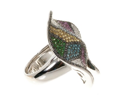 Lot 478 - Multi-coloured gem-set ring by Sartoro