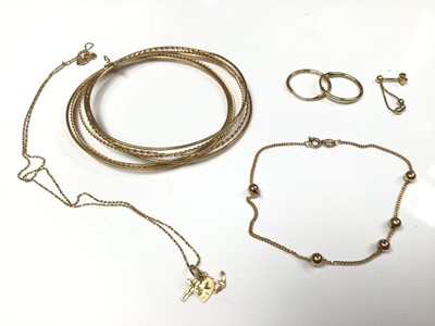 Lot 147 - Group 18ct gold jewllery