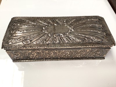 Lot 148 - Victorian Scottish silver box (Edinburgh 1886)
