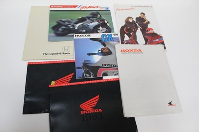 Lot 2018 - Group of 1980s and early 1990s Honda motorcycle and ATV sales brochures and press kits (qty)