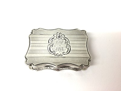 Lot 172 - Victorian silver vinaigrette with shaped border and engine turned decoration (Birmingham 1853) 4cm