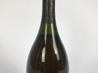 Lot 10 - Champagne - one bottle, Moët and Chandon Dom Perignon 1970