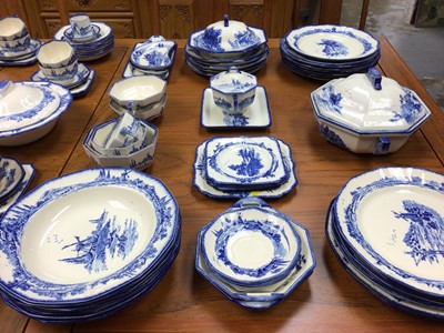 Lot 133 - Large collection of Royal Doulton 'Norfolk' pattern tablewares