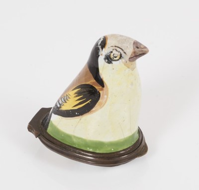 Lot 788 - A South Staffordshire enamel bird shaped bonbonnière, circa 1780