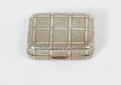 Lot 250 - George III silver vinaigrette of rectangular form, with chased and engraved basket work decoration