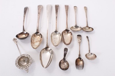 Lot 311 - George III Old English pattern basting spoon (London 1810), together with other Georgian and later silver flatware (various dates and makers), all at 15ozs