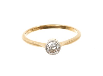 Lot 536 - Antique diamond single stone ring with an old cut diamond estimated to weigh approximately 0.35cts in platinum millegrain setting on 18ct gold shank.