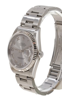 Lot 575 - Gentlemans Rolex Oyster Perpetual Datejust wristwatch, in original box with papers