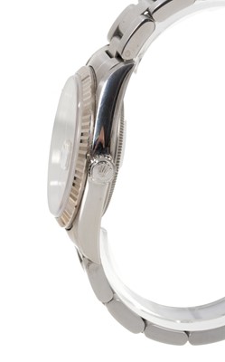Lot 575 - Gentlemans Rolex Oyster Perpetual Datejust wristwatch, in original box with papers