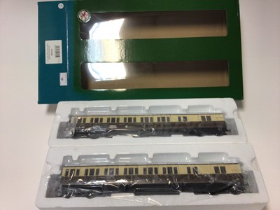 Lot 10 - Dapol Lionheart Trains LHT-621 O Gauge Suburban B-4 Coach GWR London Division # 34 C&C set boxed