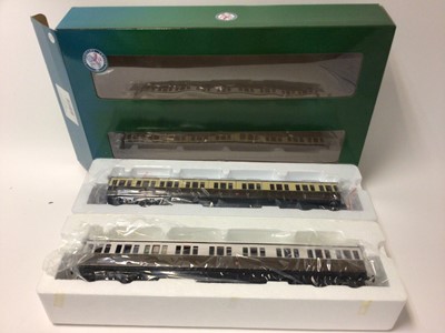 Lot 11 - Dapol Lionheart Tains LHT-621 O Gauge Suburban B-4 Coach GWR London Division # 34 C&C set boxed
