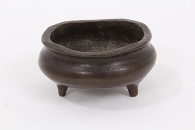 Lot 929 - An antique Chinese bronze small censer