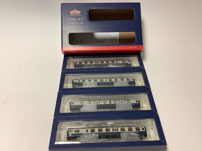 Lot 84 - Bachmann OO gauge Class 411  four car EMU set BR blue and grey 7134 31-427A boxed