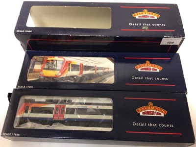 Lot 109 - Bachmann OO gauge 170/3 Turbostar two car DMU Southwest Trains 32-452A boxed
