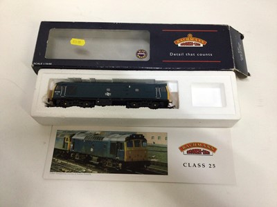 Lot 141 - Bachmann OO gauge Class 108 DMU two car Network Southeast 32-901, Class 25/3 Diesel BR blue 25 289 (re-numbered) 32-401 both boxed