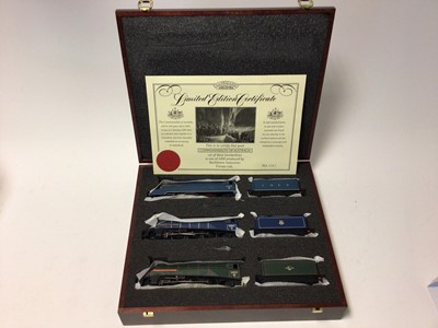 Lot 222 - Bachmann OO gauge Limited Edition 963/1000 set of 3 Class A4 locomotives and tenders 4-6-2 "Commonwealth of Australia", in BR green, BR blue and LNER blue, in presentation wooden box, certificate,...