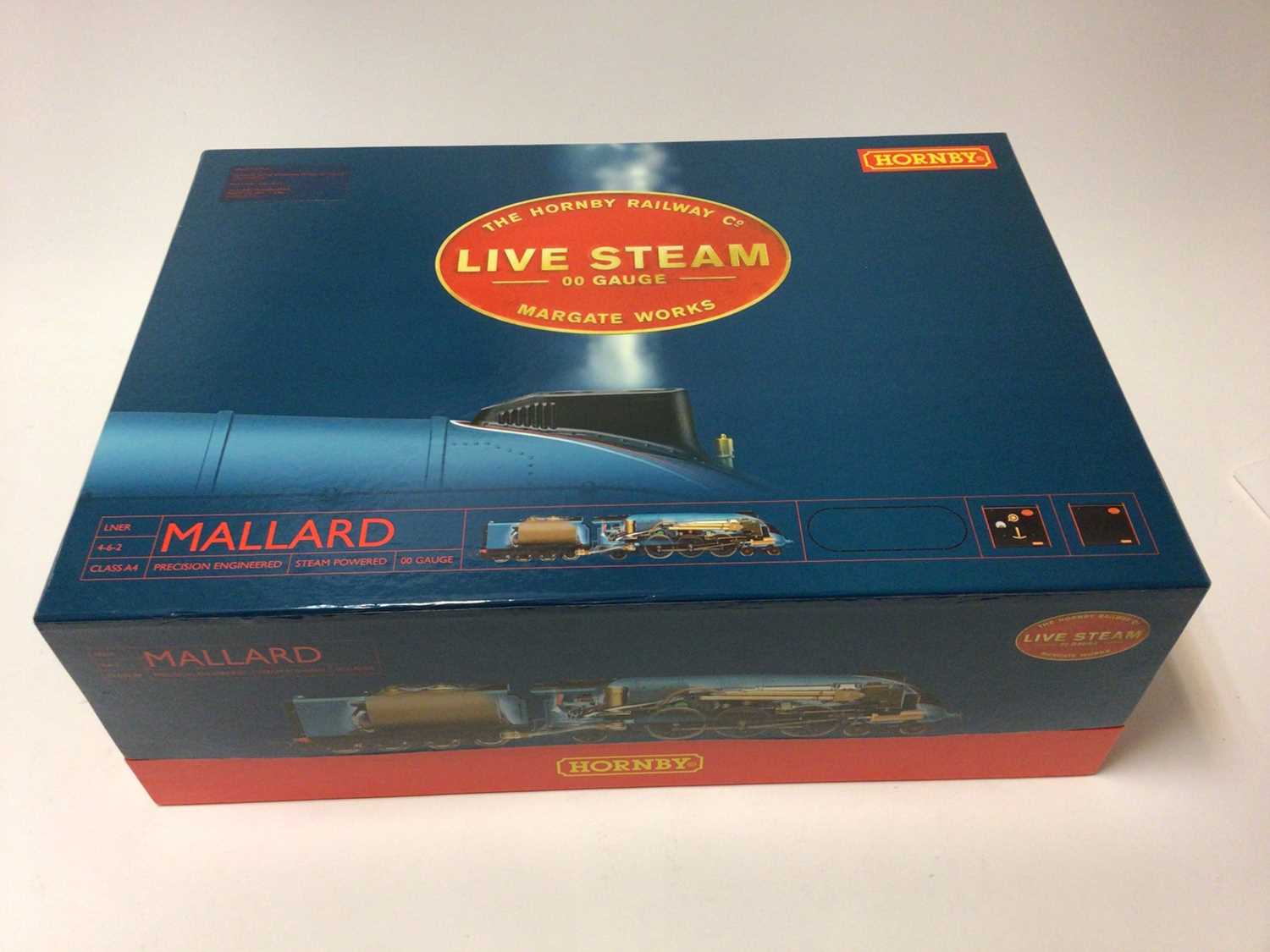Lot 233 - Hornby OO gauge 4-6-2 Class A4 precision engineered Mallard live steam powered locomotive and tender, complete with accessories, boxed, R1041