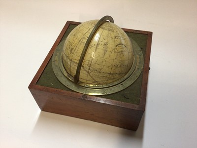 Lot 2489 - Husun Star globe