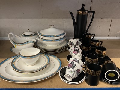 Lot 238 - Portmerion china together with Wedgwood Curzon, Royal Albert
