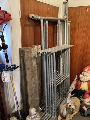 Lot 9 - Scaffold Tower