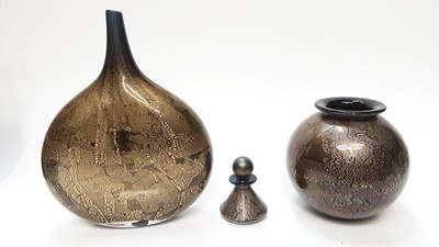 Lot 1145 - Isle of Wight azurene glass fish vase and two other items