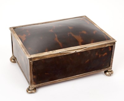 Lot 400 - Edwardian tortoiseshell and silver jewellery casket