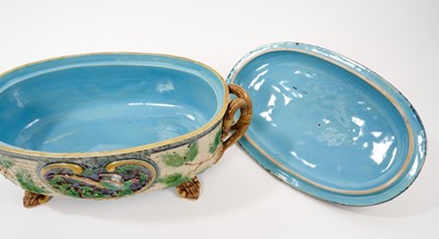 Lot 209 - Minton majolica tureen