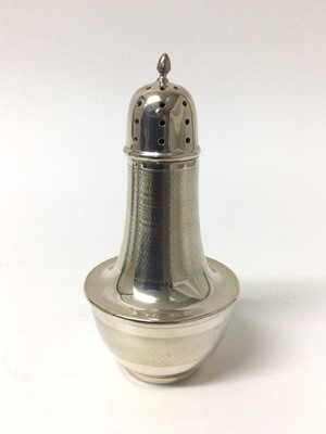 Lot 138 - 1930s silver sugar caster, 15.5cm high (Birmingham 1935)