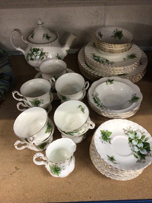 Lot 74 - Royal Albert Trillium pattern tea set