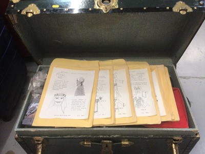 Lot 2117 - Large quantity of ballet/theatre Arabian/Egyptian costumes and textiles