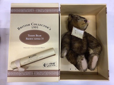 Lot 1842 - Two Steiff bears 654404 and 654411 both boxed with certificates.