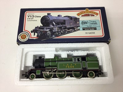 Lot 20 - Bachmann 00 gauge locomotives V3 7684, LNER green, 31-600, 5700 Pannier Tank 5786, GWR green, 32-127, 45XX Tank 4550, GWR green, 32-127 and Ivatt 2-6-2 Tank 41264, BR lined black late crest, 31-456...