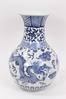 Lot 270 - A Chinese blue and white vase, Ming-style