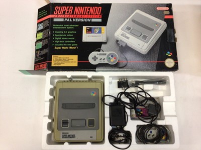 Lot 1822 - Super Nintendo PAL Version in original box plus a selection of games