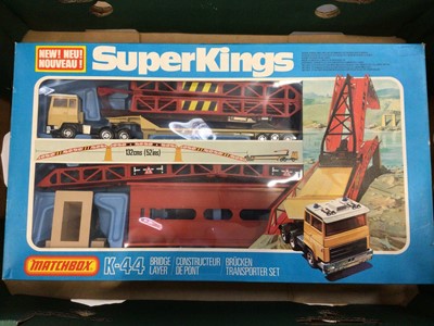 Lot 1829 - Matchbox Super Kings K-44 Bridge layer, K-6, K-19, K-67 plus other boxed models including 1-75 series and some catalogues (Qty)