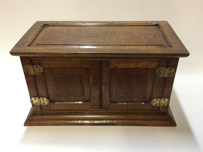 Lot 2509 - Edwardian oak collectors cabinet