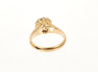 Lot 640 - Diamond single stone ring